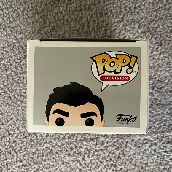 David and Alexis Rose Funko Pop - Picture 8 of 16